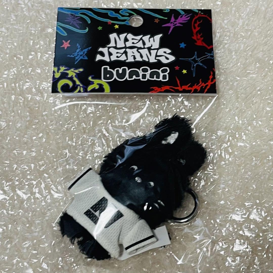 NewJeans bunini コスチュームキーリング Amazon.co.jp: NewJeans bunini コスチュームキーリング BLACK